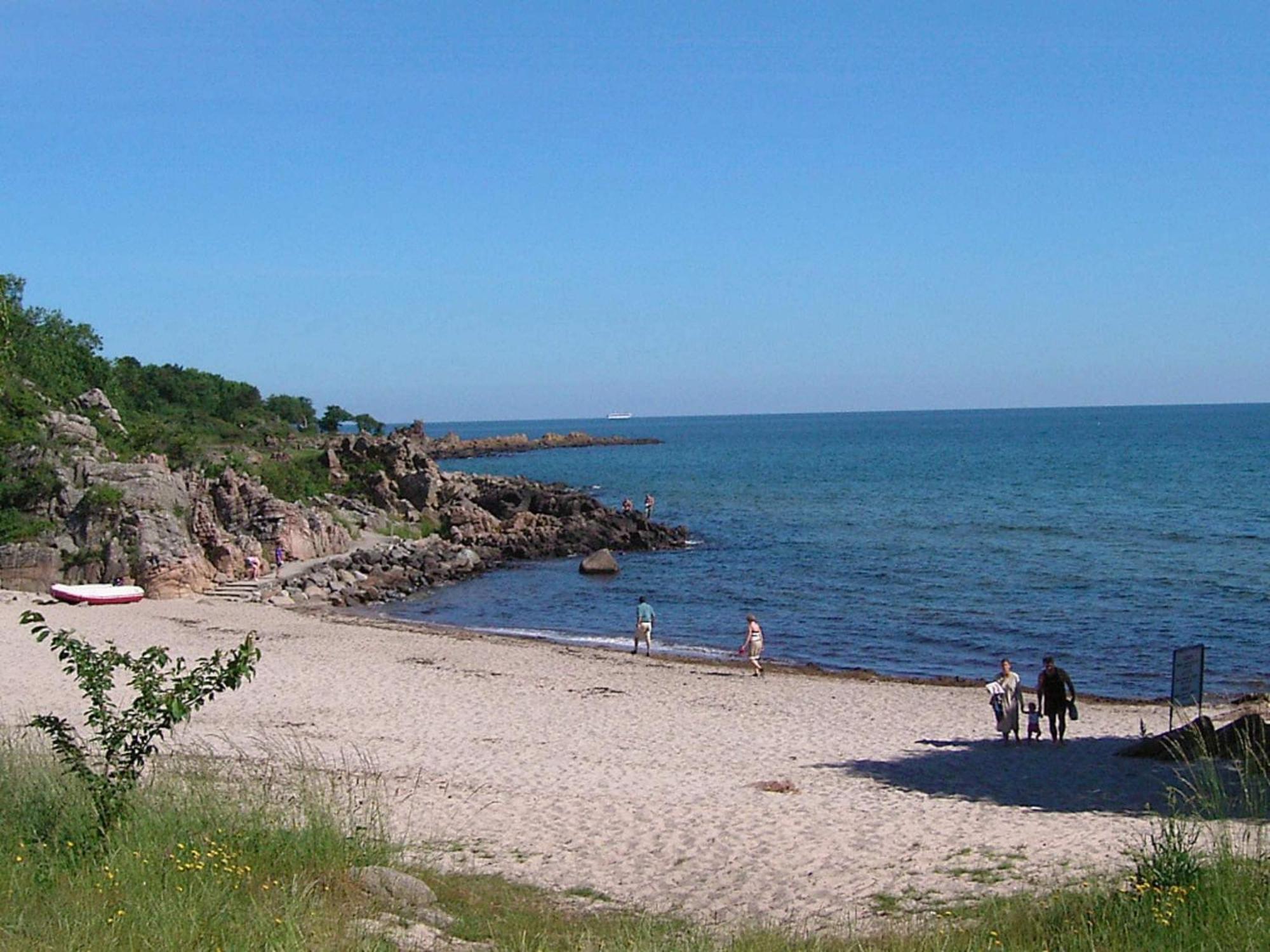 2 Person Holiday Home In Allinge Экстерьер фото